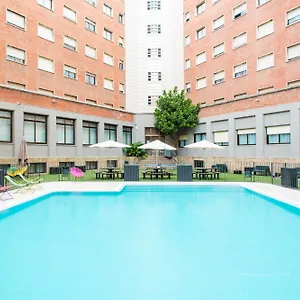  Apartment Residencia Universitaria Resa Diagonal Spain
